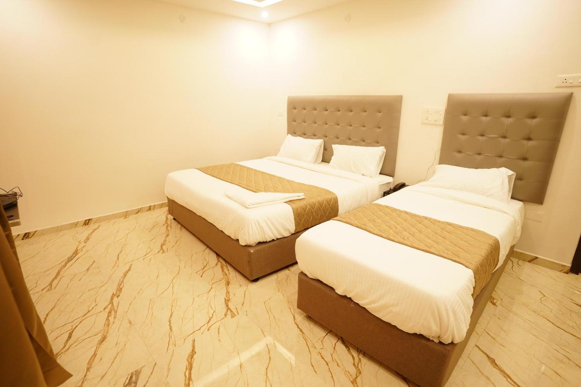 Hotel Vilvaas Madurai Buitenkant foto